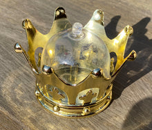 Load image into Gallery viewer, 12 Pack - Mini Plastic Gold Crown Decoration Favor with Clear Dome Lids